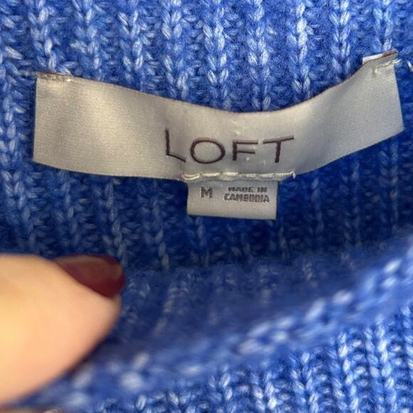 LOFT Women's Blue Knit Mock Neck Sweater Size Medium - Picture 3 of 6